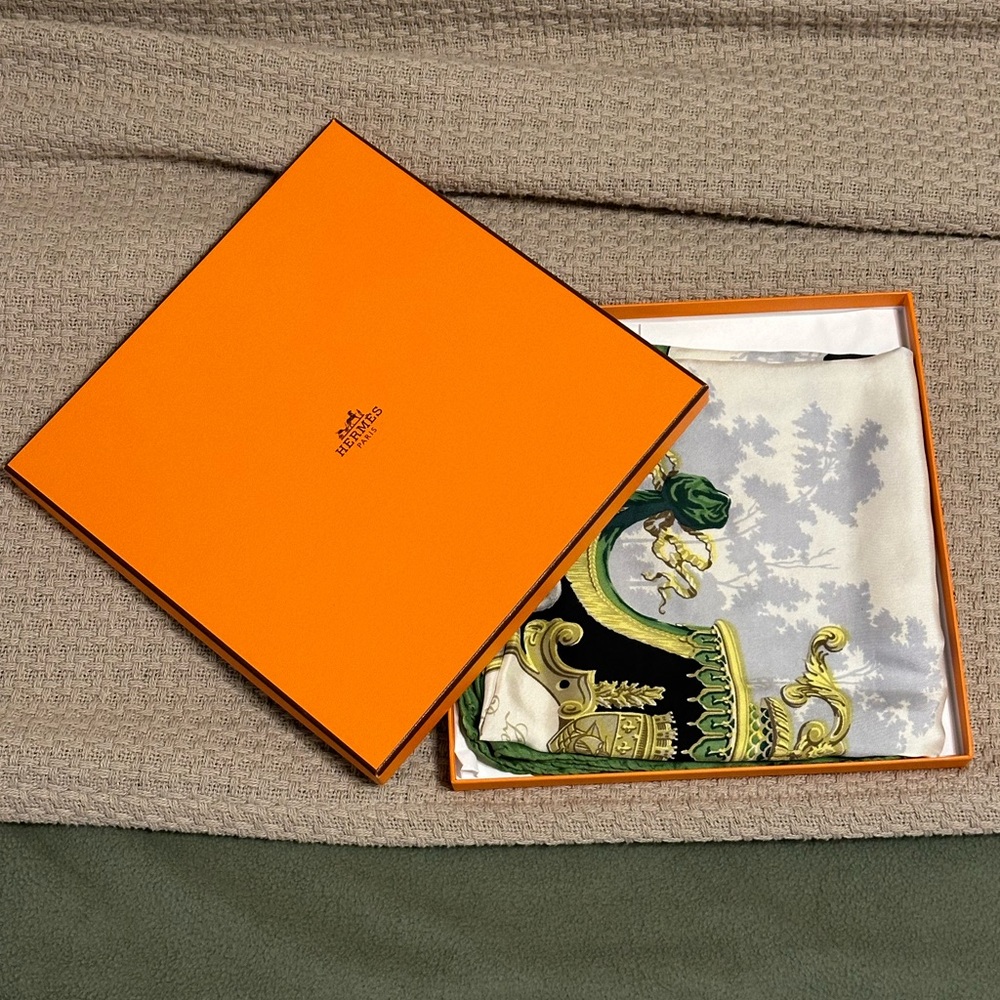 HERMES PARIS VINTAGE SILK SCARF LE BOIS DE BOULOGNE 1957 - Picture 2 of 6
